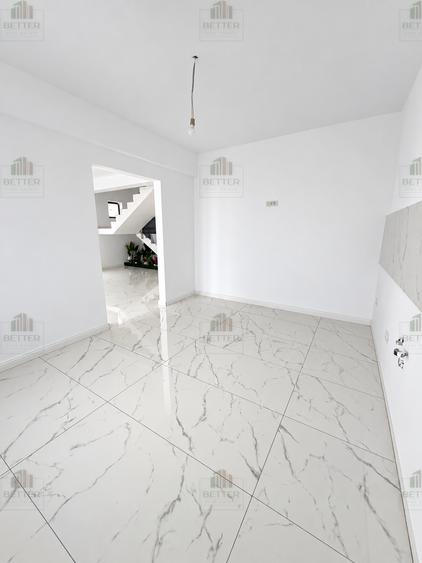 Casă individuală cu 4 camere cu Garaj în Berceni