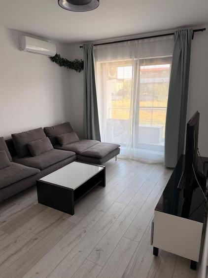 Apartament cu 2 camere decomandat în Theodor Pallady
