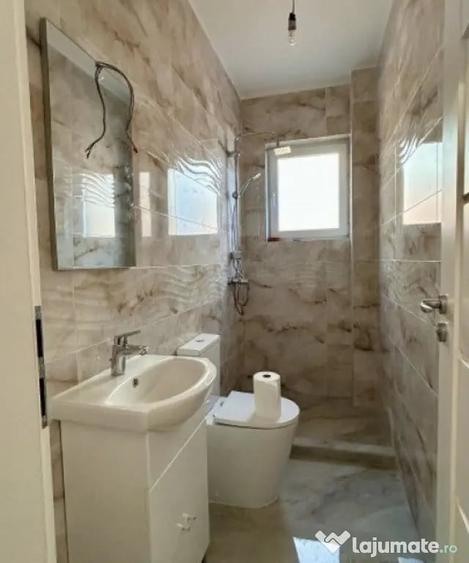 Casă cu 5 camere cu Teren 300 Mp în Sânandrei