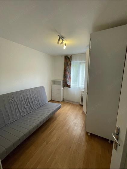 Apartament cu 2 camere semidecomandat în Boul Roșu