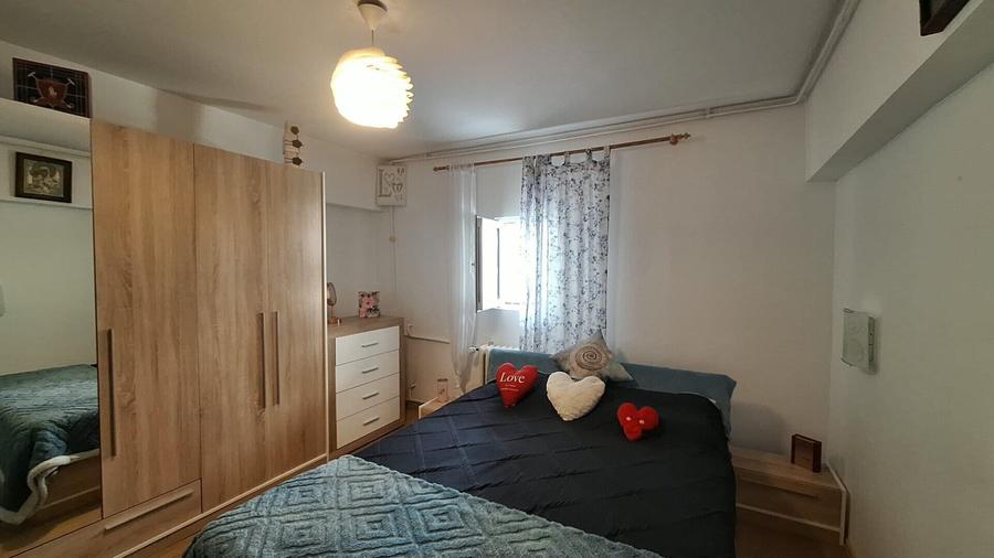 Apartament cu 3 camere decomandat, mobilat în Vatra Luminoasă