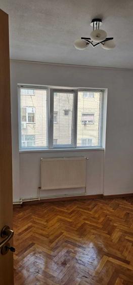 Apartament 3 camere, decomandat, 70 mp, zona Nicolae Balcescu - 7