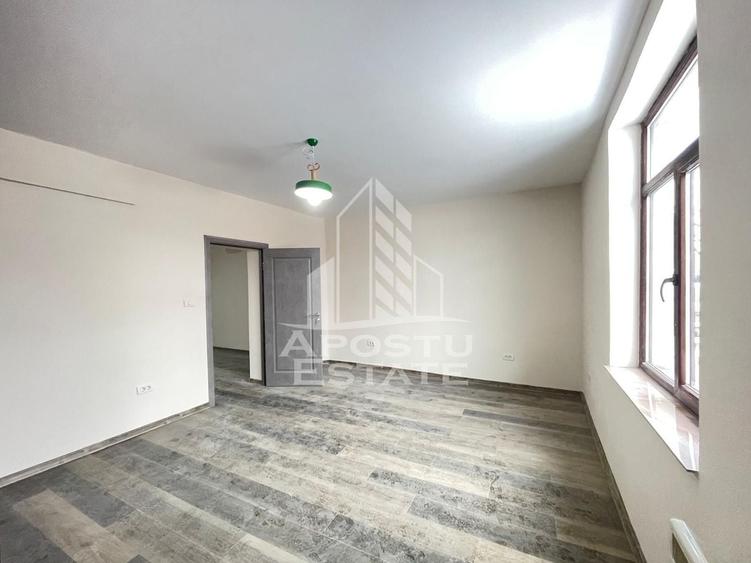 Casă cu 2 camere cu Canalizare în UTA