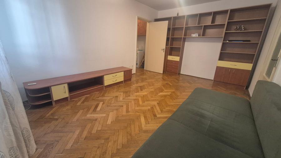 Apartament cu 2 camere semidecomandat în Brâncoveanu