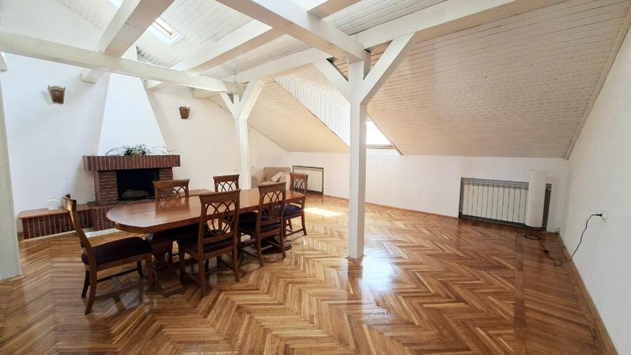 Apartament cu 3 camere decomandat, mobilat în Floreasca