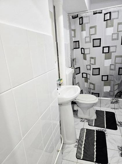 Apartament cu 2 camere semidecomandat în George Bacovia