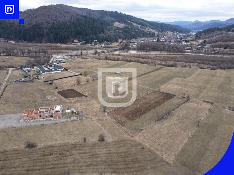 Teren Construcții extravilan de 2911 mp, în Voroneț