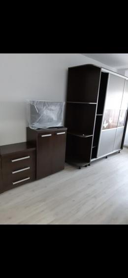 Apartament cu 2 camere decomandat în Intim