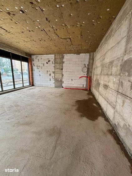 Spațiu comercial, de 47.25 mp, în Pârneava