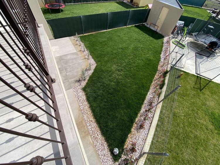 Duplex cu 4 camere cu Canalizare în Săcălaz