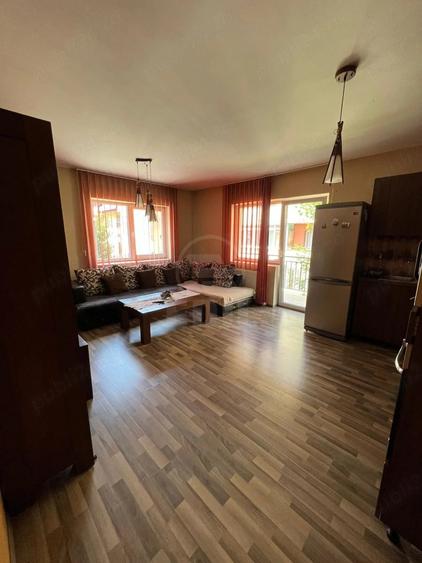 Apartament cu 2 camere semidecomandat în Florești