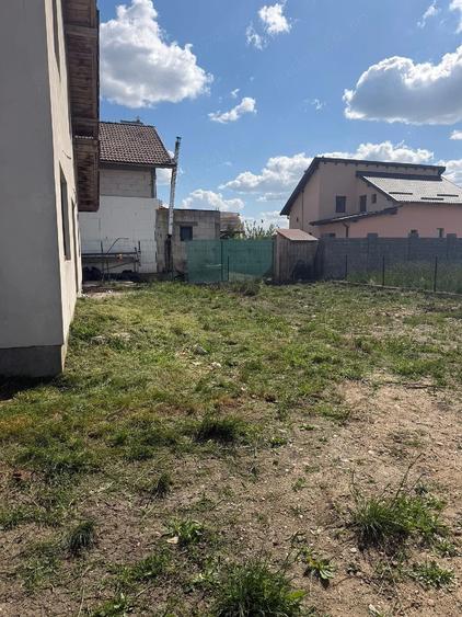 Casă cu 3 camere cu Teren 500 Mp în Mândruloc