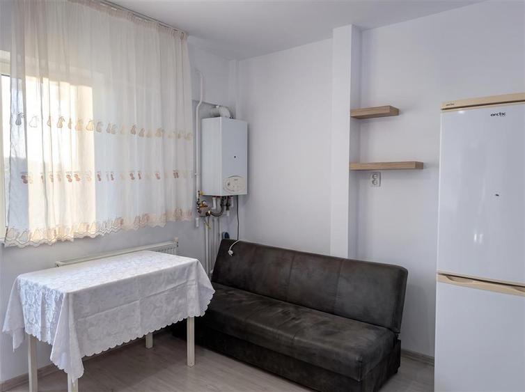 Apartament cu 2 camere decomandat în Burdujeni