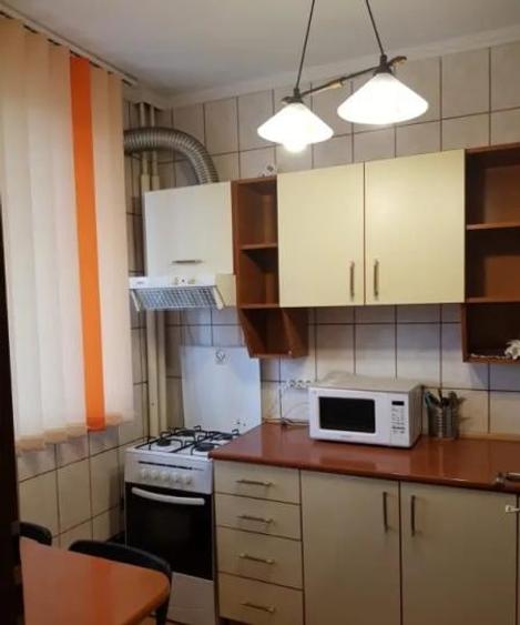 Vânzare Apartament 2 camere în Pajura, SEMIDECOMANDAT, BALCON - 3