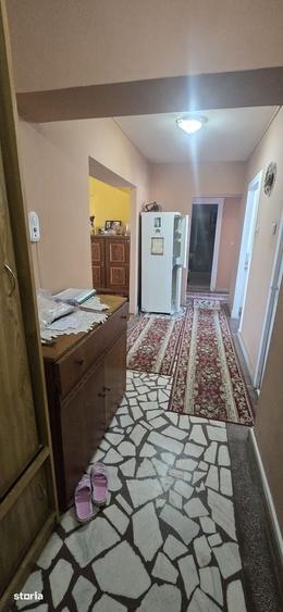 Vanzare Apartament 3 camere , Ultracentral Targovi?te , Etaj 6/8 - 1