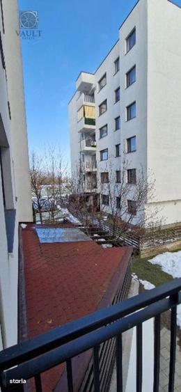 Apartament cu 3 camere decomandat, mobilat în Băneasa