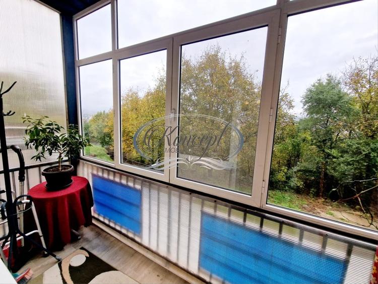 Garsonieră decomandată, mobilată în Gruia