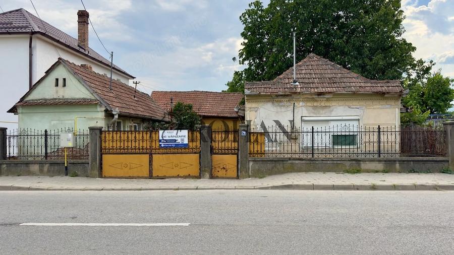 Casă cu 2 camere cu Teren 788 Mp în Bărăbanț