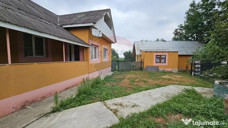 Casă cu 5 camere cu Teren 526 Mp în Chilișeni