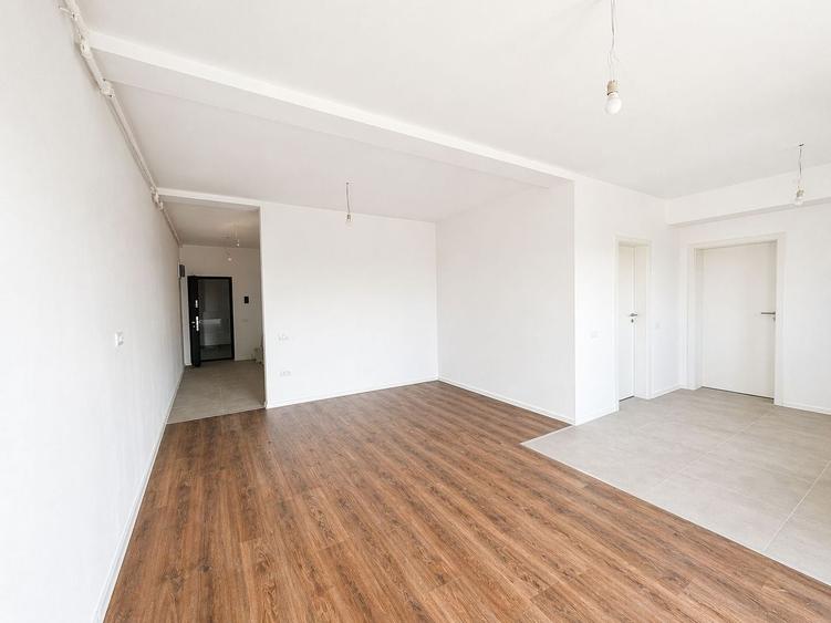 Apartament cu 2 camere semidecomandat în Moșnița Nouă