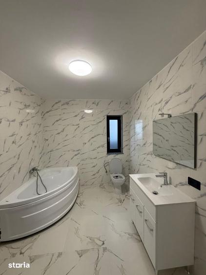 Casă cu 3 camere cu Teren 350 Mp în Letea Veche