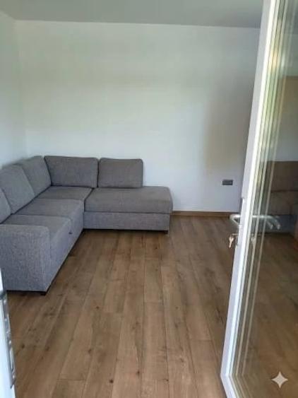 Casă cu 3 camere cu Teren 1600 Mp în Bascov