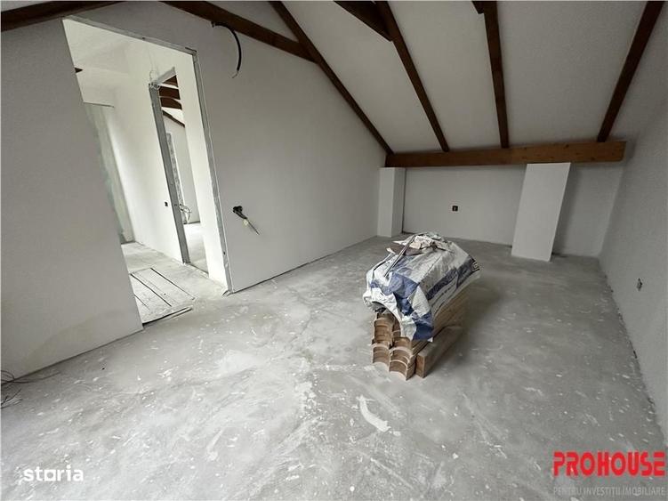 Casă cu 4 camere în Energiei