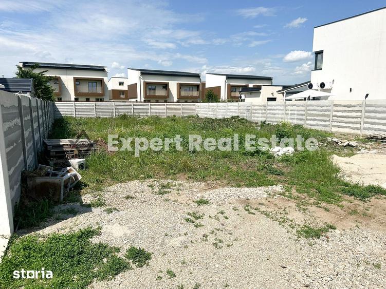 Teren de 400 mp, în Giurgiului