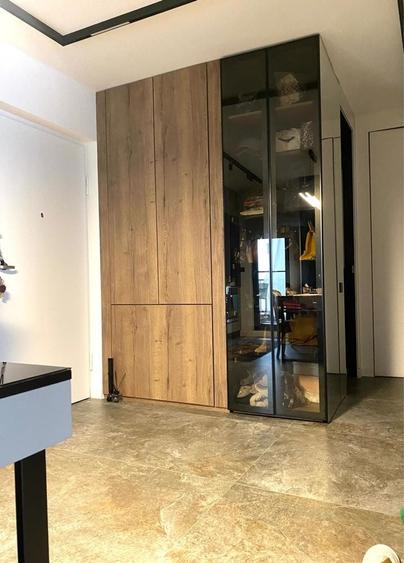 Apartament cu 3 camere decomandat în Sud