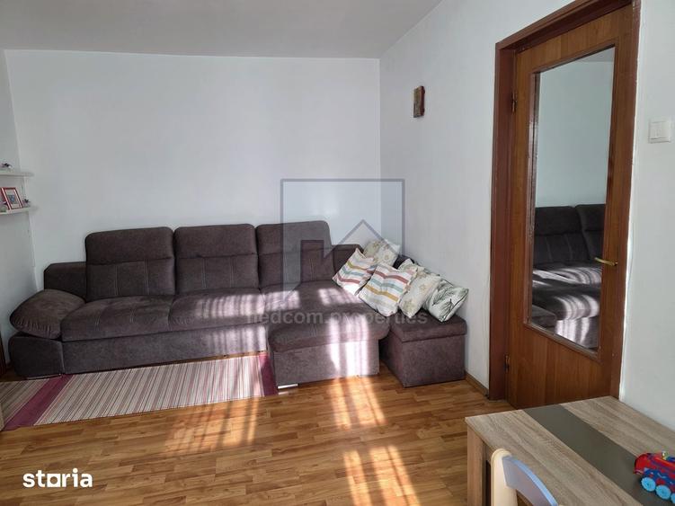 Apartament cu 2 camere semidecomandat în Rahova