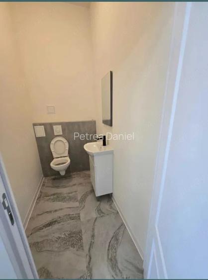 Casă cu Teren 450 Mp în Șimian
