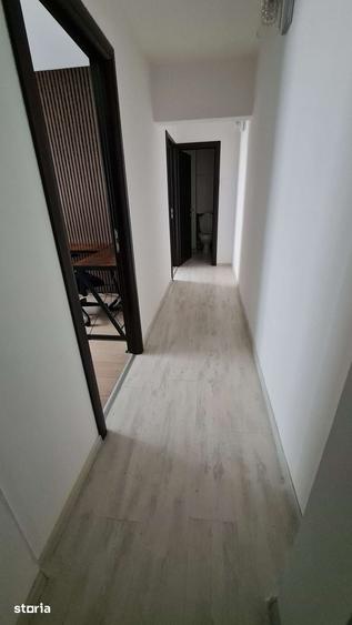Apartament cu 3 camere decomandat în Griviței
