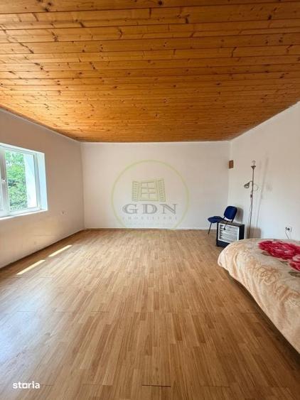 Casă cu 3 camere în Rotbav