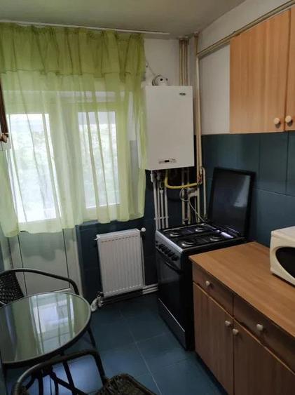 Apartament cu 2 camere decomandat, mobilat în Moara de foc