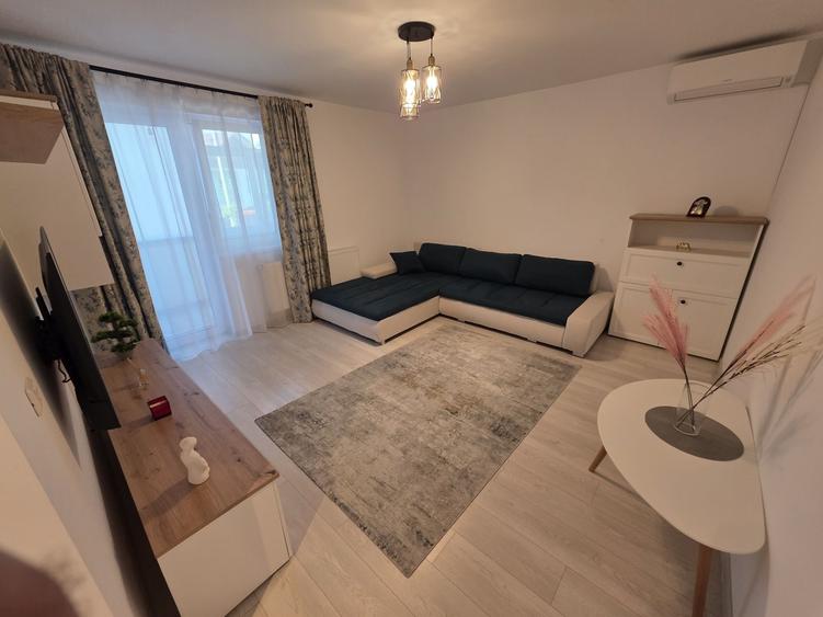 Apartament cu 2 camere decomandat în Radu Negru