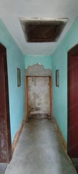 Casă cu 2 camere în Leordeni