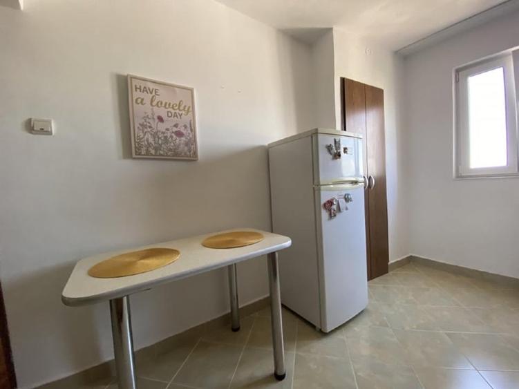 Apartament cu 2 camere decomandat în Nufărul