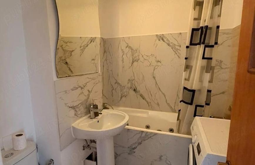 Apartament cu 3 camere decomandat în Dristor
