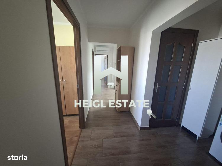 Apartament spa?ios cu 3 camere in zona Circumvala?iunii - 1
