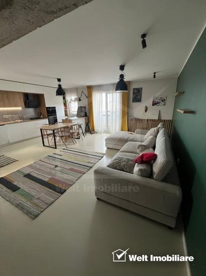 Apartament cu 3 camere decomandat, mobilat în Florești
