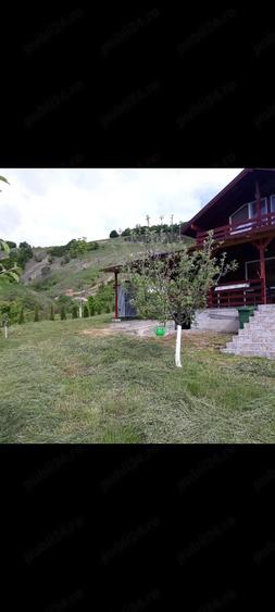 Casă cu Teren 1100 Mp în Moldovenești