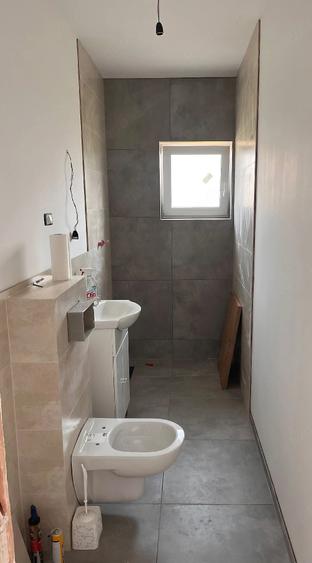 Casă cu Teren 370 Mp în Ghiroda