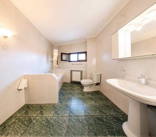 APARTAMENT DE TIP DUPLEX CU GARAJ SI 2 BOXE IN IMOBIL COCHET AFLAT IN COTROCENI - 11