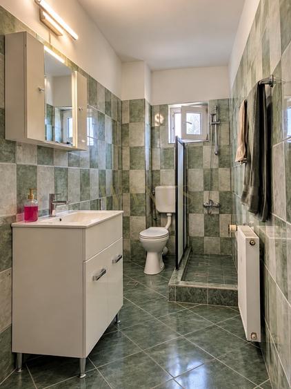 Apartament cu 2 camere decomandat, mobilat în Mărăști
