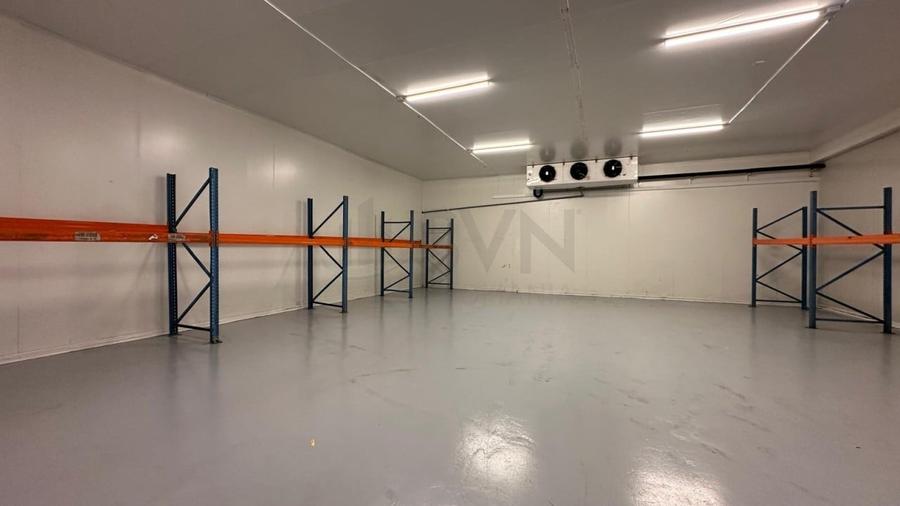 Spațiu industrial, de 1,741 mp, în Vama Veche
