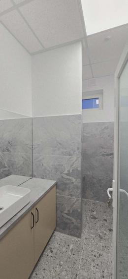 Spațiu industrial, de 380.07000732422 mp, în Centura