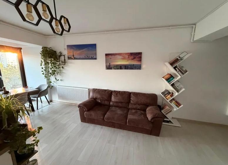 APARTAMENT 3 CAMERE - VEDERE LA LAC – Gherghitei- Comision 0 - 2