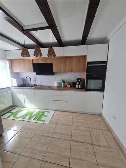 Casă individuală cu 4 camere cu Teren 300 Mp în Hărman