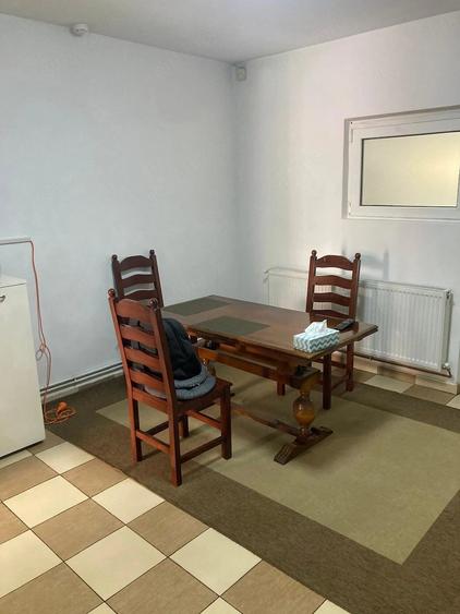 Casă cu 4 camere cu Teren 100 Mp în Sebastian