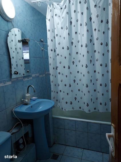 Apartament cu 3 camere decomandat în Obcini